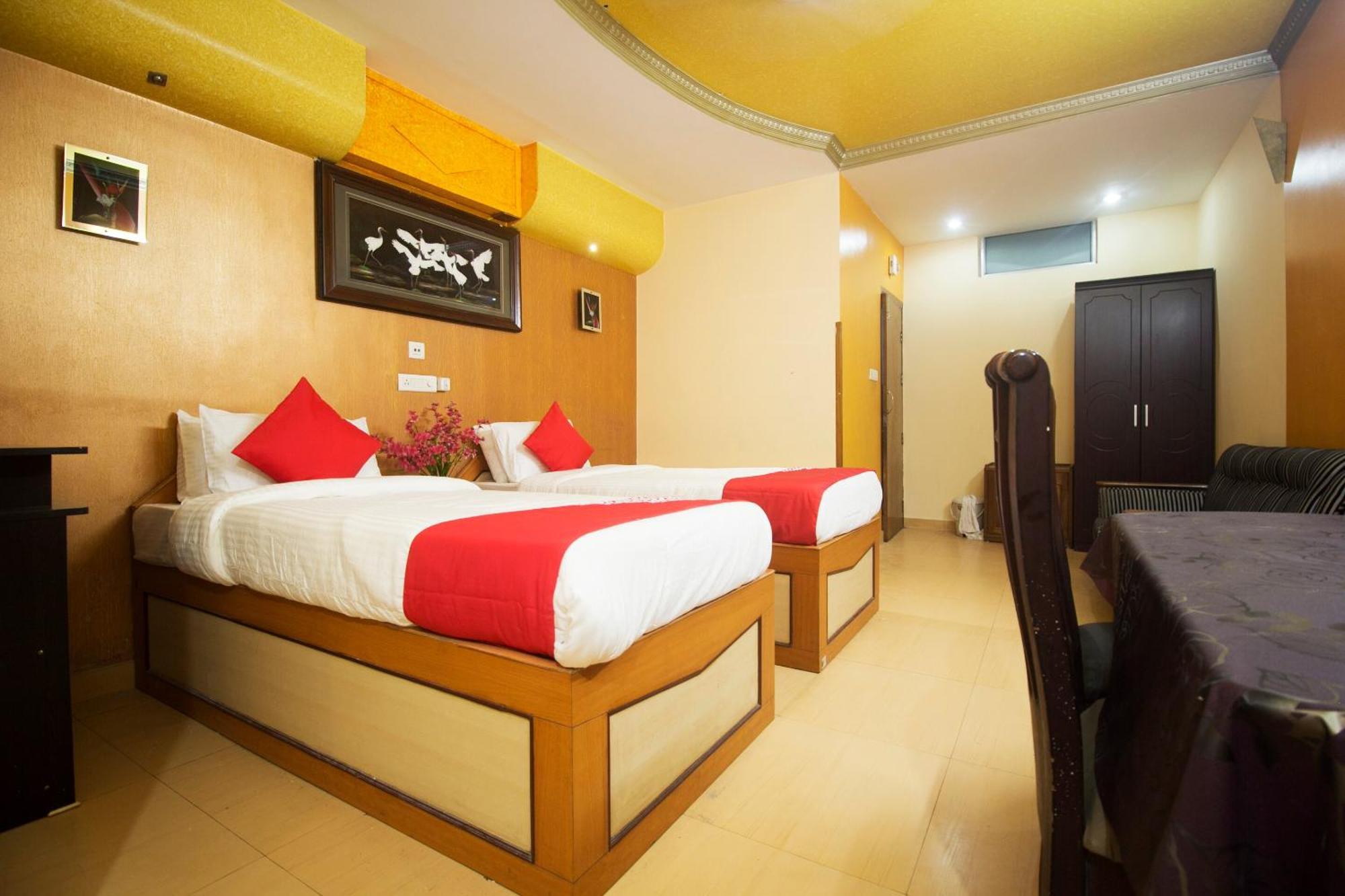 Hotel O Golden Moments Siliguri Ngoại thất bức ảnh